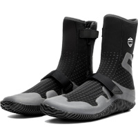 water shoes and boots for kayaking
