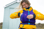 The Palm Tika buoyancy aid comes with spacious front pockets